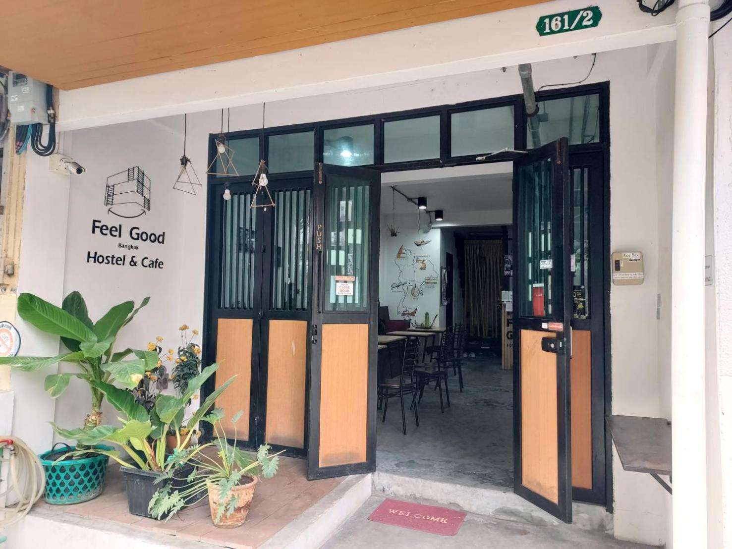 Feel Good Bangkok Hostel Eksteriør billede